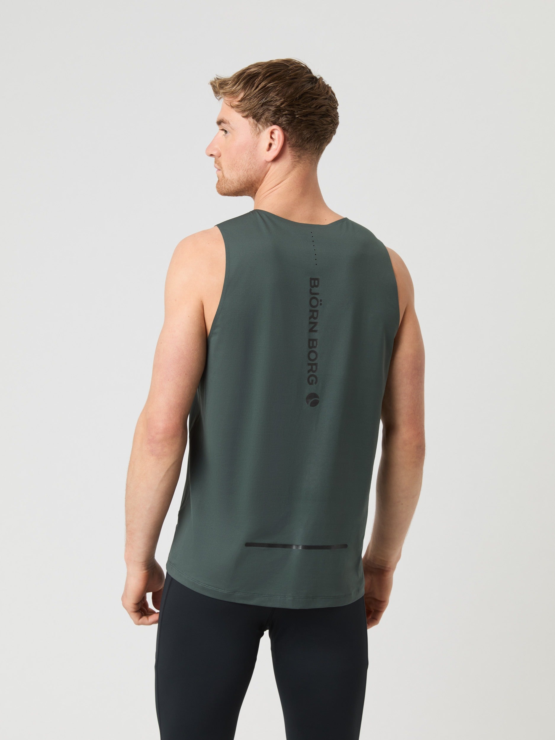 Bjorn Borg | Borg che gestisce uomini del carro armato di piume