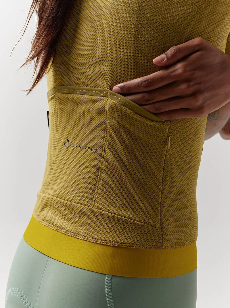 Givelo ESSENTL Graphene Short Sleeve Cycling Jersey Women