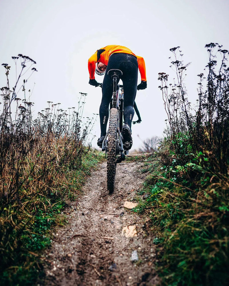 Fusion Short à bretelles unisexe long