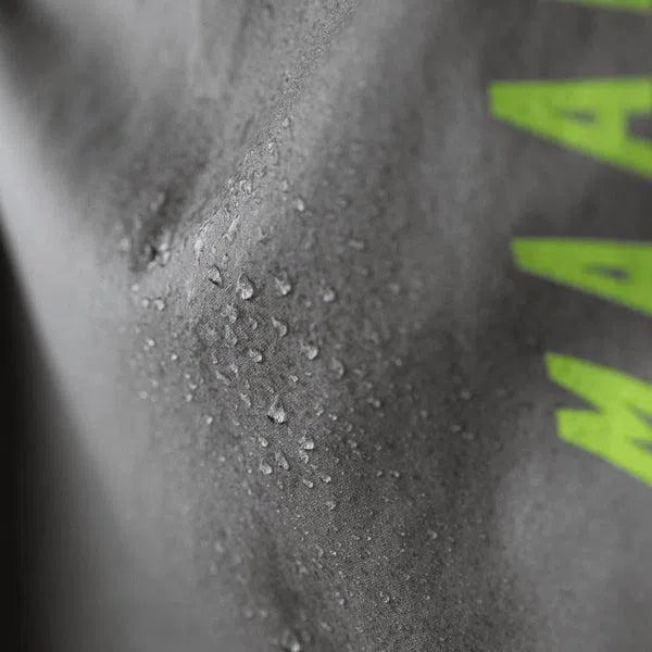 Dynamic Dr. Dry Spray-on Waterproof Coating