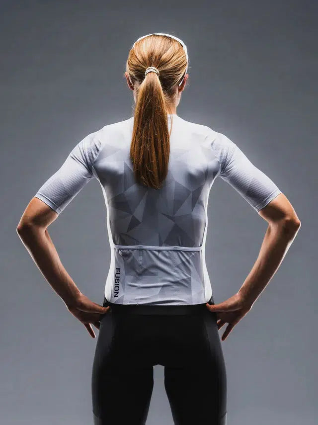 Fusion ¡TEMPO! Una camiseta de ciclismo para mujer