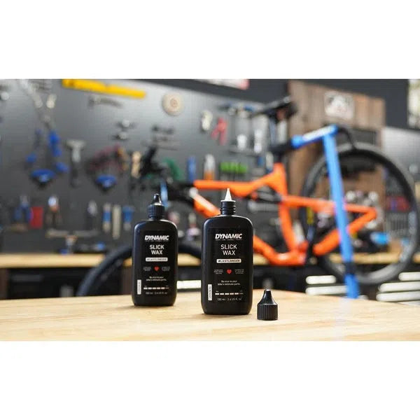 Dynamic slick wax chain wax