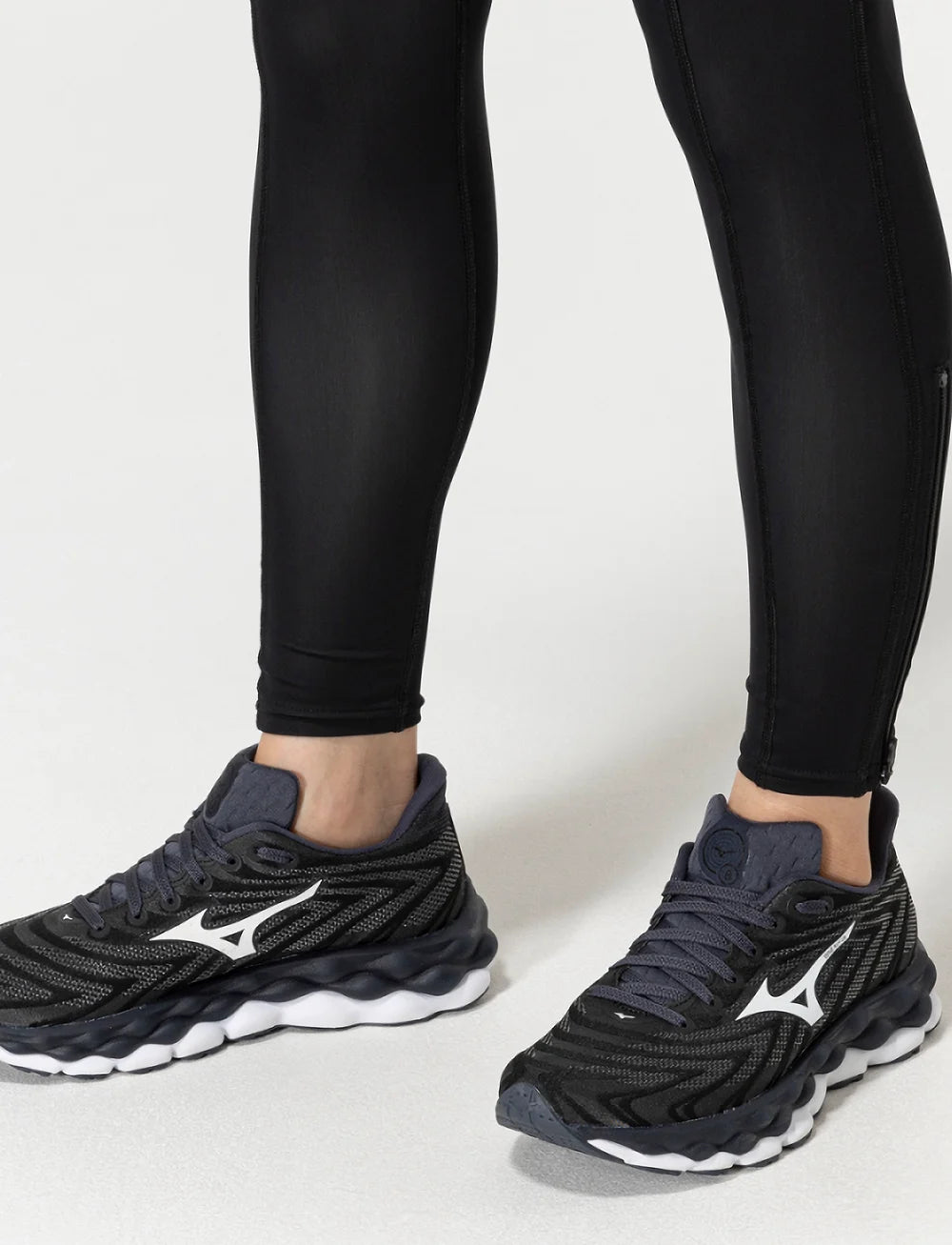 Mizuno Wave Sky 8 running shoes Women